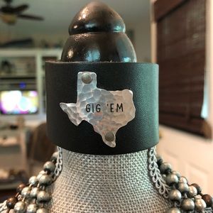 Brand new leather Gig ‘em bracelet.